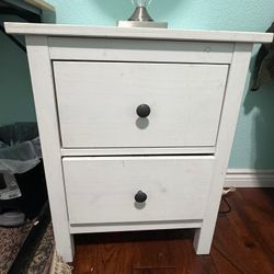 Twin XL Bed Frame With Table Stand 