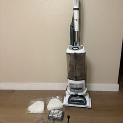 Shark Vacuum 