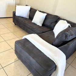 Modern Gray Sectional-FREE DELIVERY 🚚 