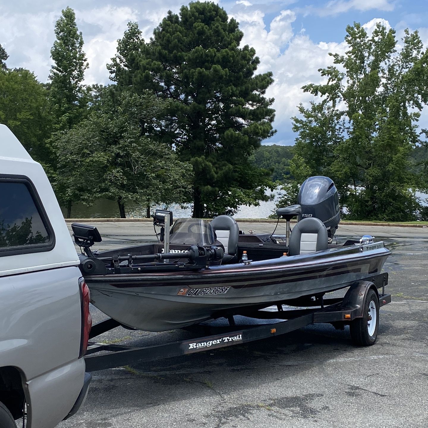 89 Ranger 364V Bass Boat