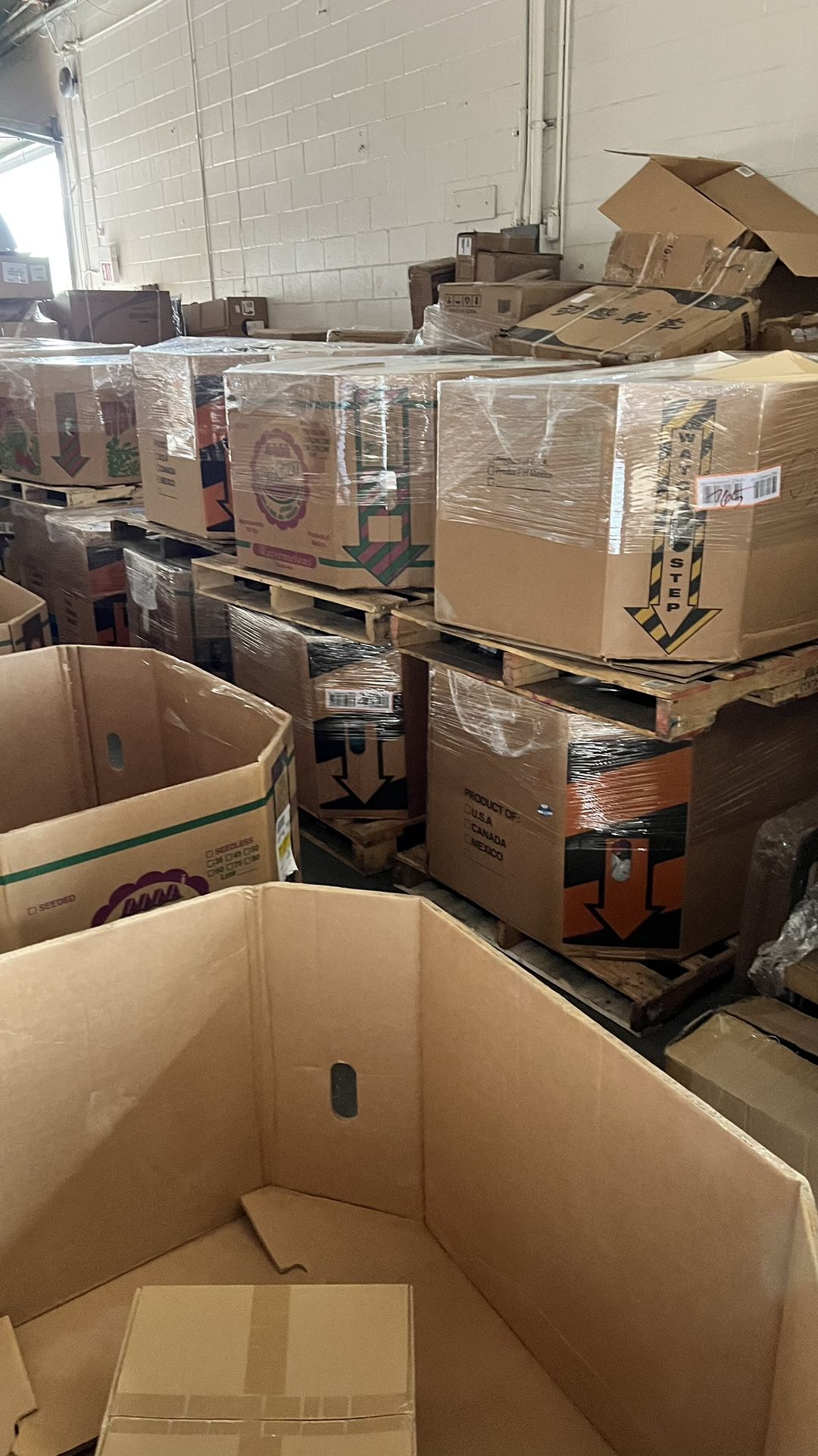 Amazon Return Pallets! Minimum 200 Pieces Inside! Only $250!