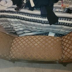 Upholstered Ashley Lounge