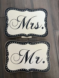 Mr and Mrs Signs