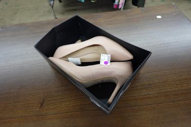 COACH Samantha Pumps – Women’s 11