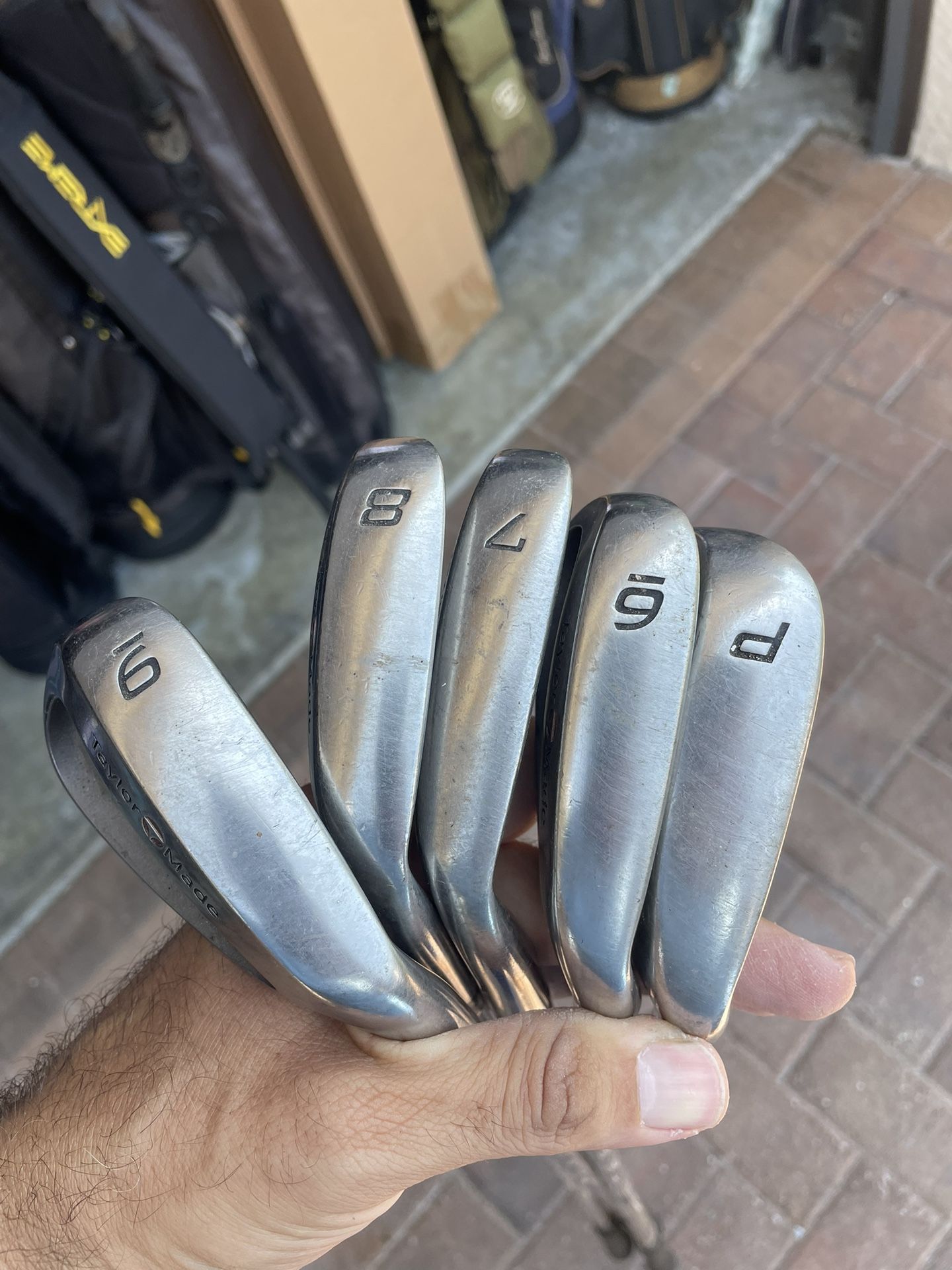 Taylormade Supersteel Burner 5 Pc Iron Set in right handed