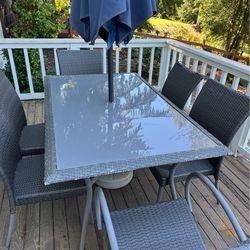 Outdoor Dining Set