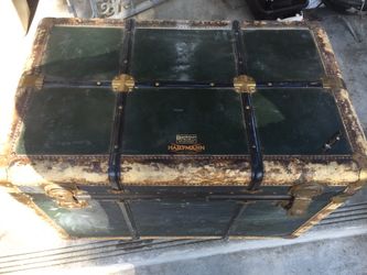 Vintage trunk table
