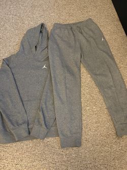 Grey Jordan Sweatsuit Size 13-15 (XL) Kids