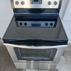 Whirlpool Electric Stainless steel Stove / range With Convection 