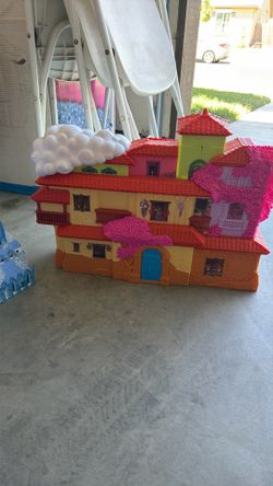 Encanto house