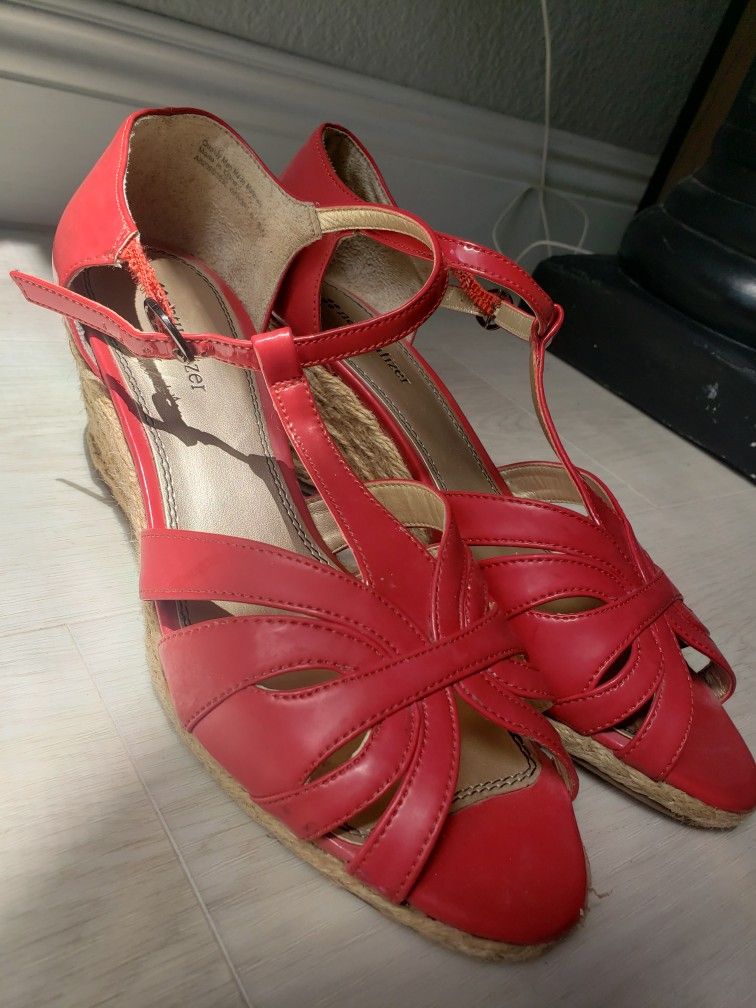 Womens Shoes Size9 Red Open-Toe Pumps 2.5" Heels