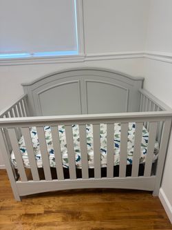 Grey crib