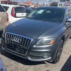 2012 Audi Q5 Premium 