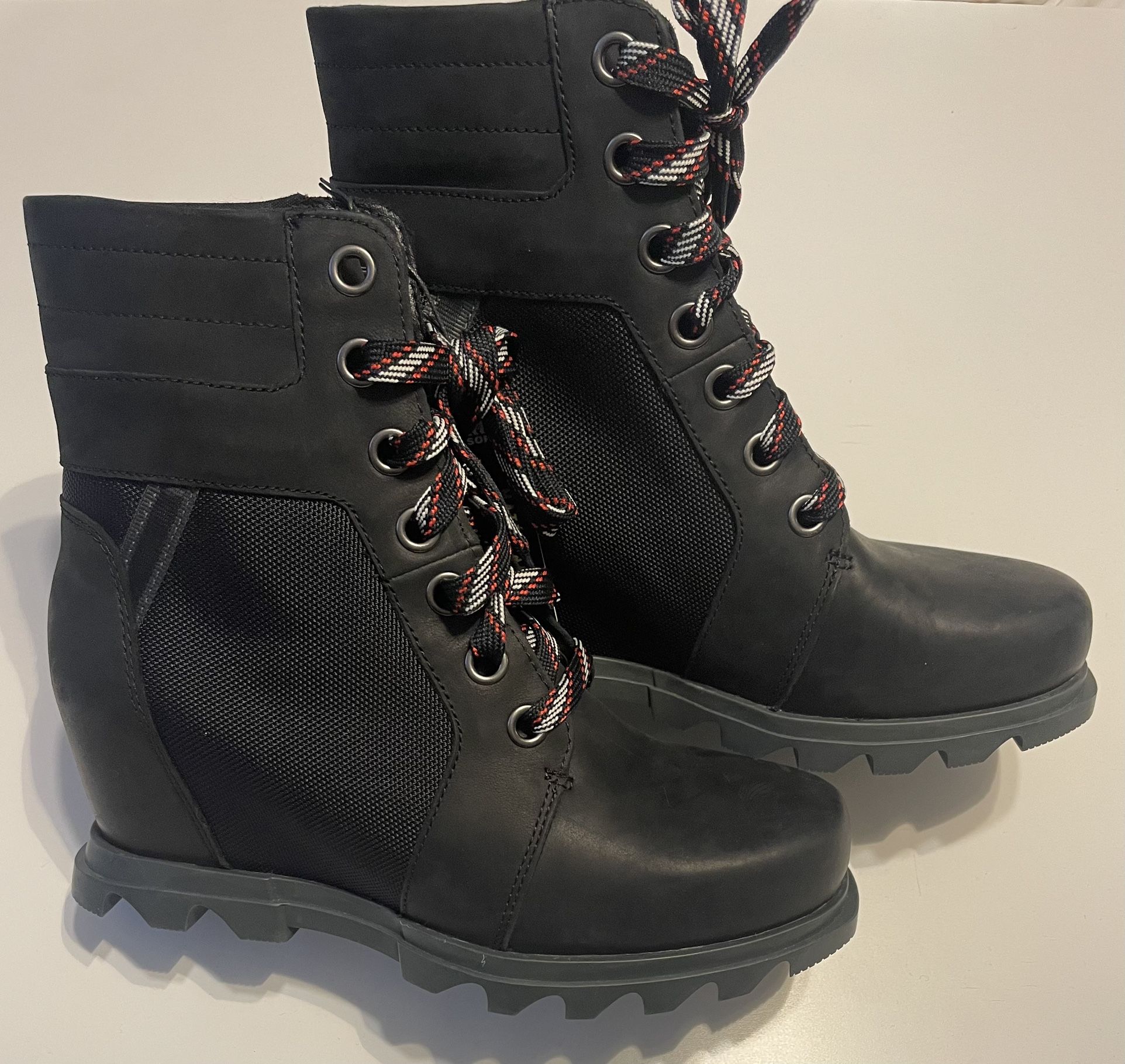 Sorel Joan Of Arctic Wedge III Lexie Bootie NEW