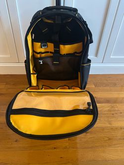 Dewalt pro backpack on wheels
