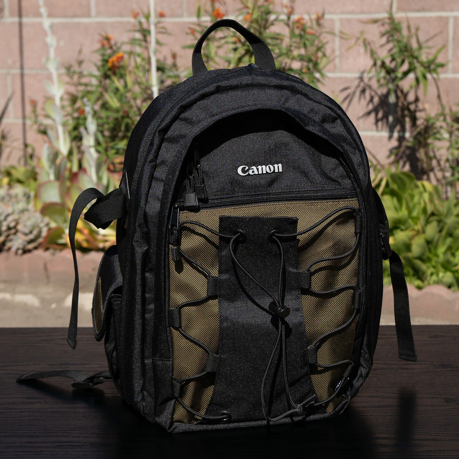 Canon DSLR Camera Bag Deluxe Backpack 200EG