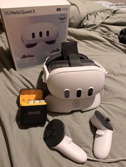 Meta Quest 3 w/ external Battery, premium headrest and rechargeable AA kit