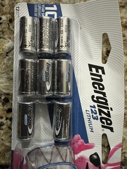 Energizer 123 Lithium Batteries (8-Pack), 3V  Batteries