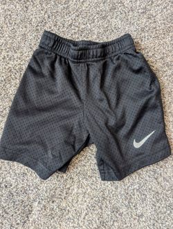 Boys Nike Black shorts