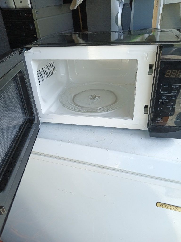 Clean microwave