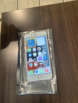 iPhone 7plus Unlocked Works With Any Company 