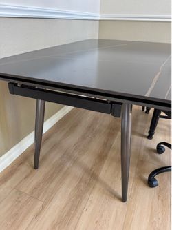 Dining hall table. Extendable.