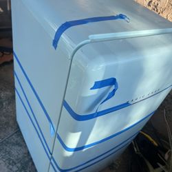 Retro Magic Chef Refrigerator 