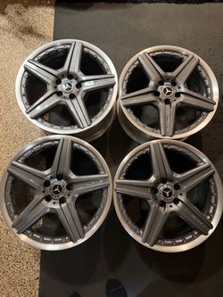 19” Mercedes AMG R19 Cromodora wheels