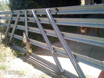 Cattle gate