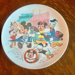 Vintage Sun Valley Melmac MICKEY MOUSE CLUB Plate 9-1/2" Diameter