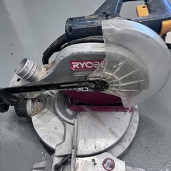 Ryobi 10’inch Compound Miter Saw