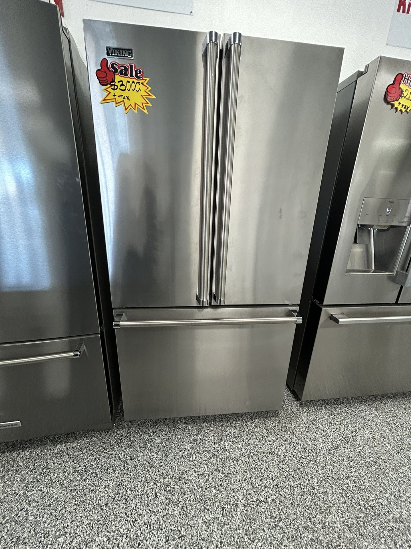 VIKING FRENCH DOOR REFRIGERATOR STAINLESS STEEL BRAND NEW OPEN BOX!!!!