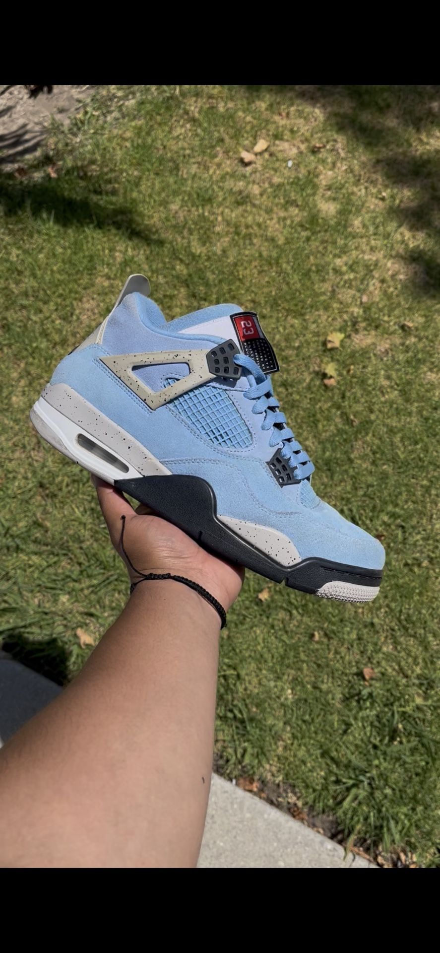 Jordan 4 UNC
