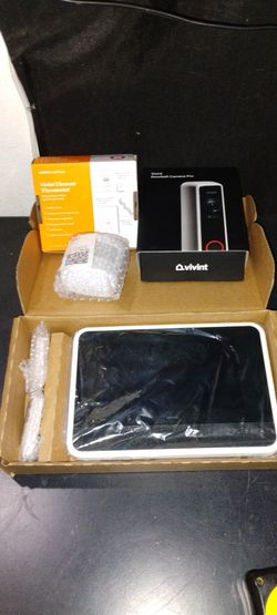 REDUCED PRICE Vivint Smart Hub Pro Kit