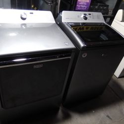 MAYTAG BRAVOS WASHER AND DRYER 