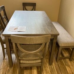 Dining Table Set 