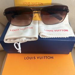 Louis Vuitton Sunglasses New With Box New 
