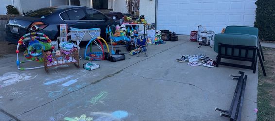 Yard Sale today Friday 10/16