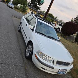 2002 Volvo V40