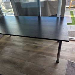 Drafting Desk With Height Adjustable Legs