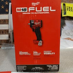 NEW MILWAUKEE M18 FUEL 3/8 IMPACT WRENCH 