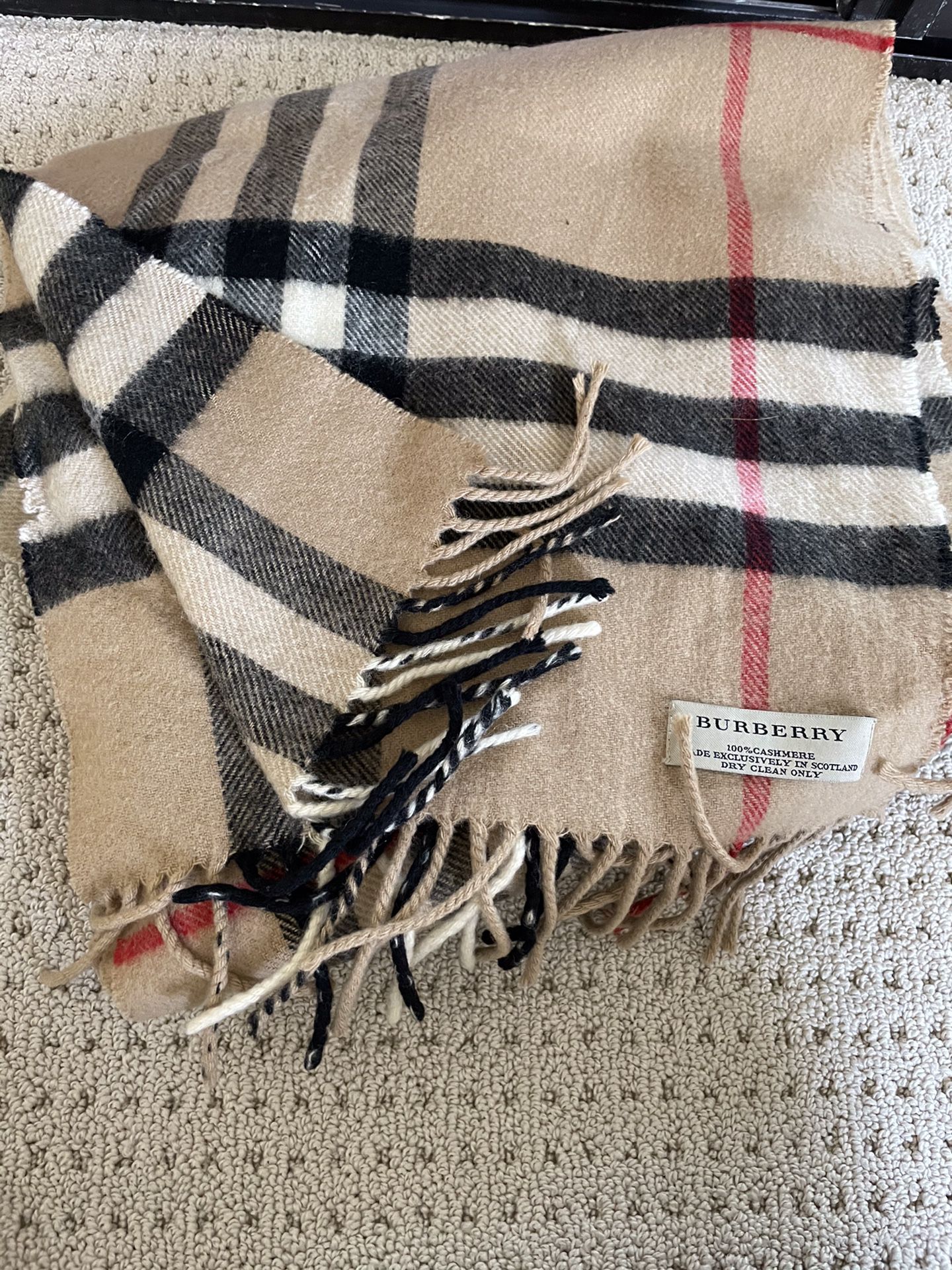 Scarf in Los Angeles, CA OfferUp