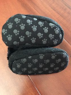 Baby boots with fur