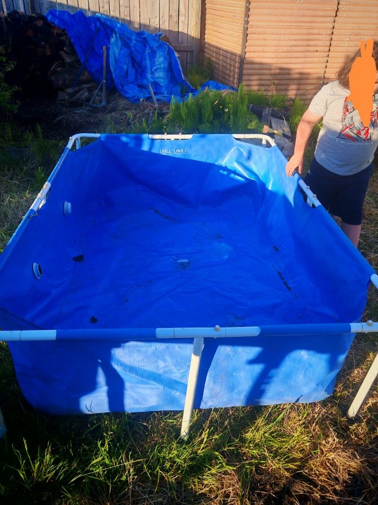 great pool in time for summer! $60 OBO