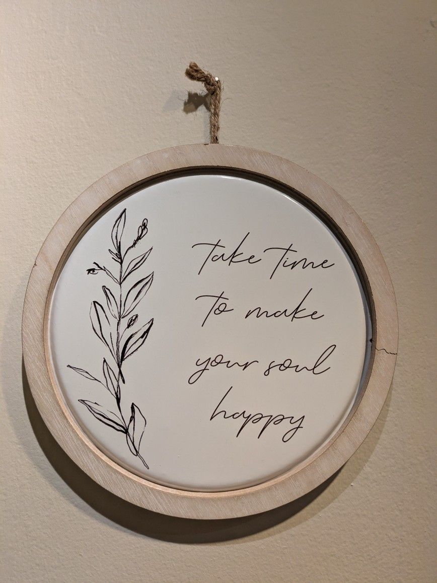 Pretty Airy Wall Art $3