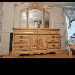 Dresser And Mirror SOLID WOOD 