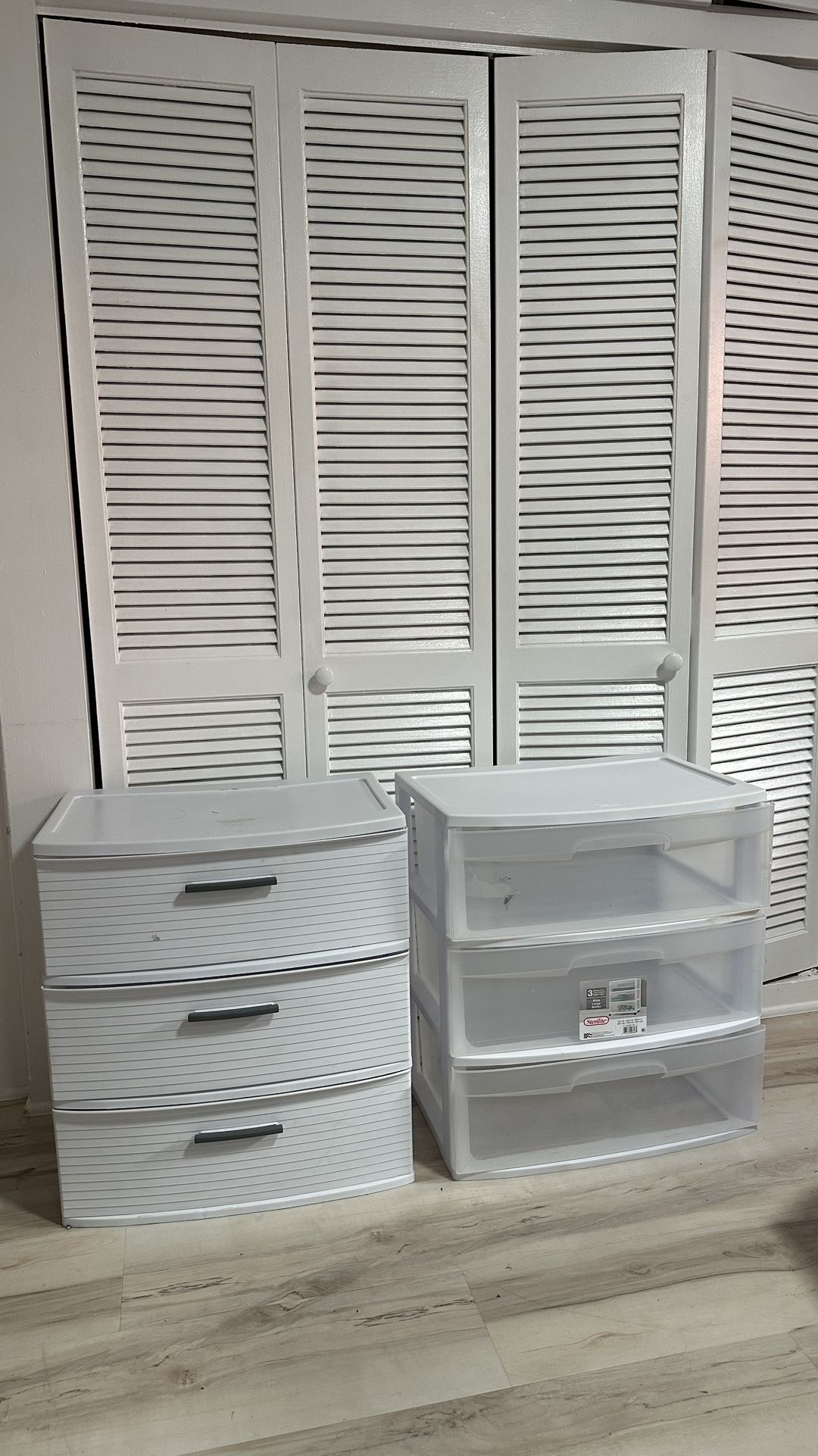 2 Plastic Storage Drawers - 3 Tiers Each