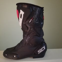 Sidi 'Lei' women's motorcycle boots