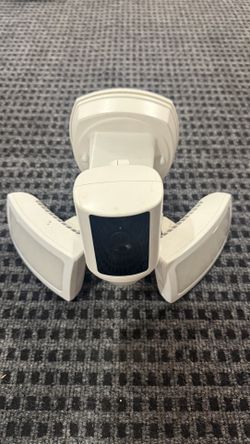 Feit Electrical Flood Light With Camera