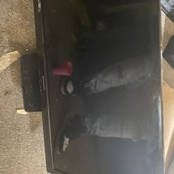 32 In Emerson Flatscreen Tv